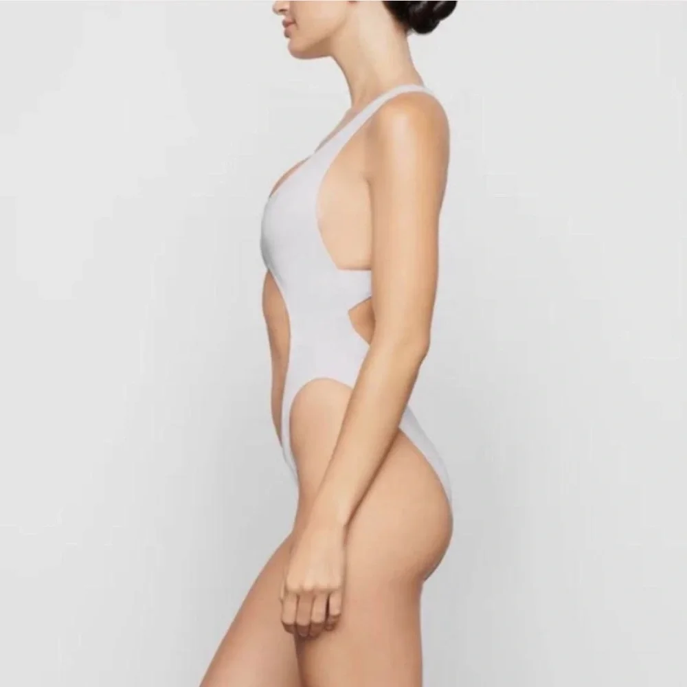 SKIMS *NWT SWIM CUT OUT One Piece Swimsuit Large | Sz: L